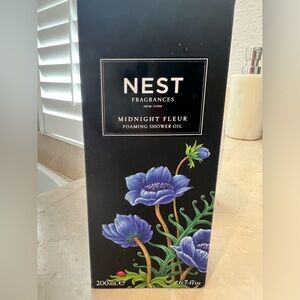 NEST FRAGRANCES

MIDNIGHT FLEUR
FOAMING SHOWER OIL